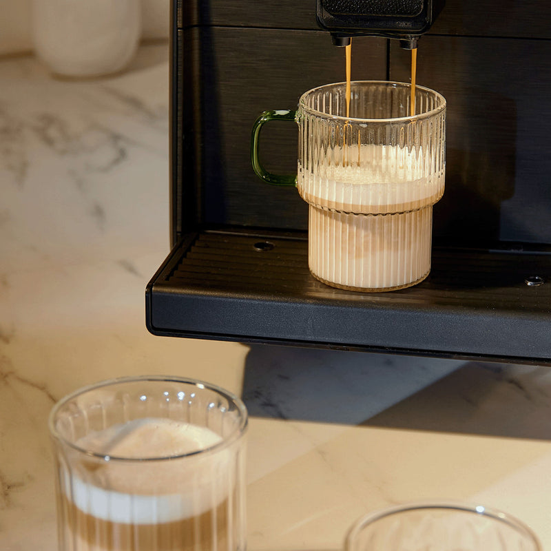 Geribbeld latteglas met groen oor CHiATO, 300 ml – transparant